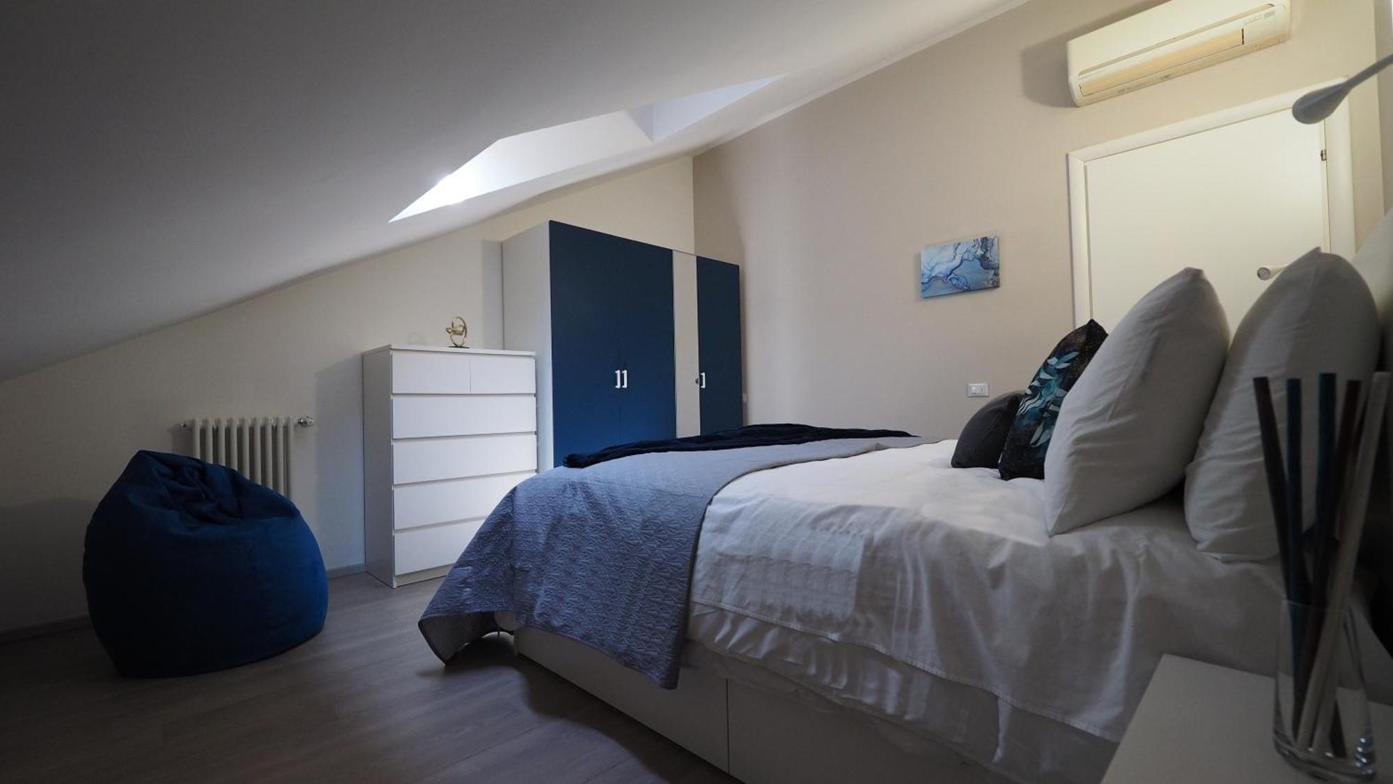 Apartment Blu Note