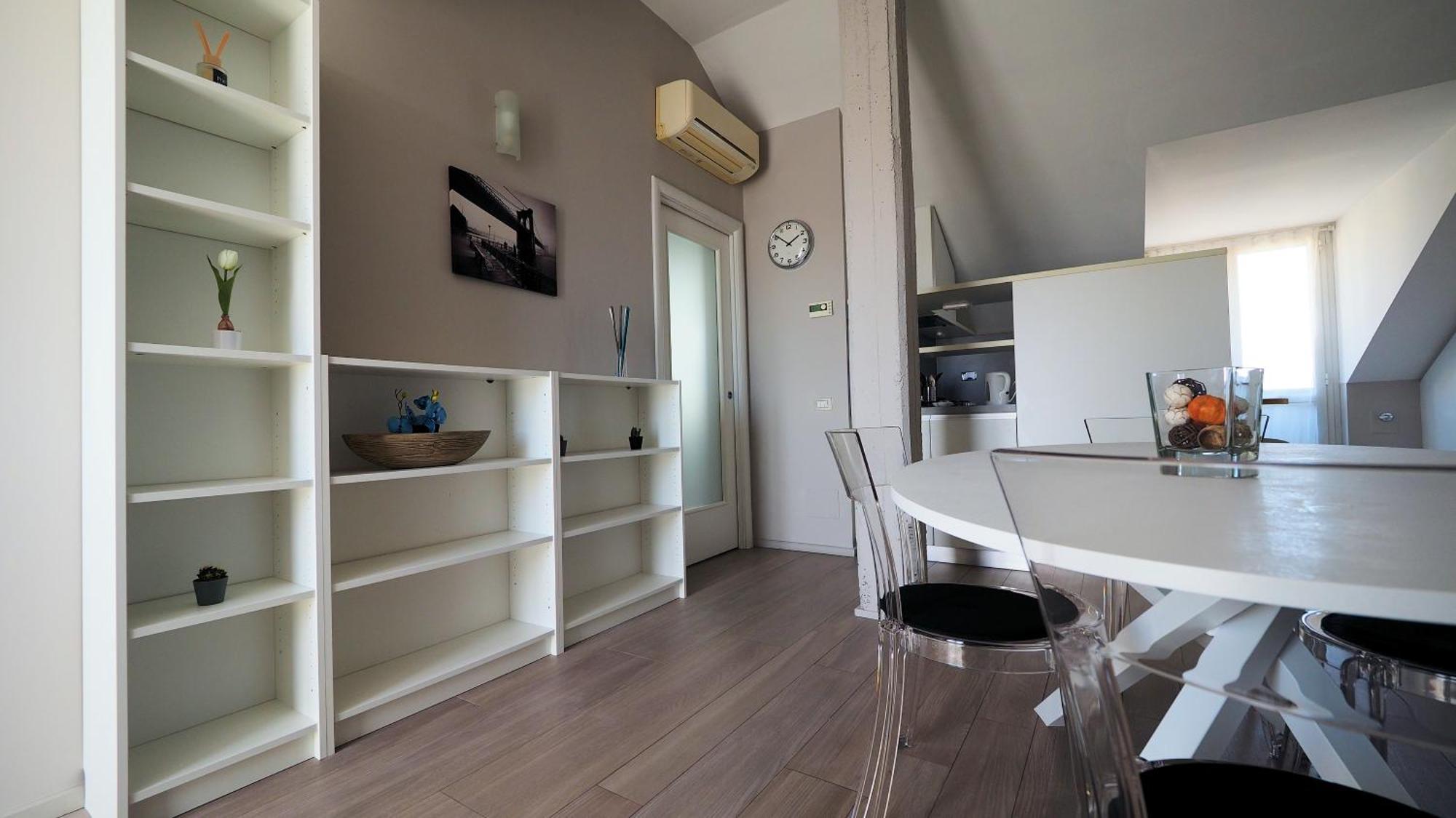 Apartment Blu Note *